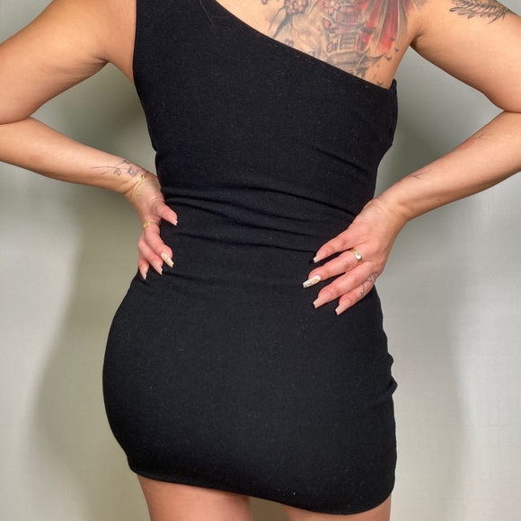 One shoulder slash cutout dress - Picture 5 of 7